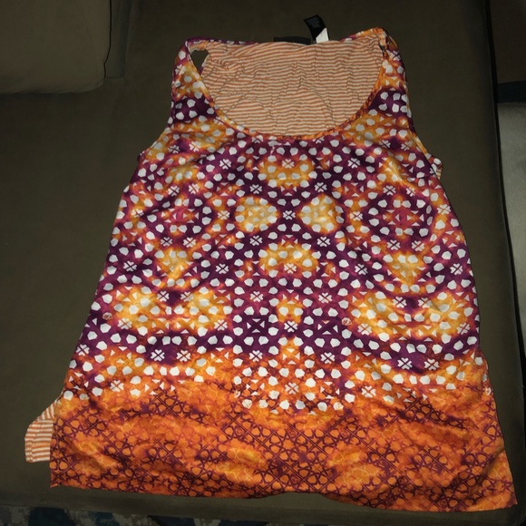 Top - Picture 1 of 2